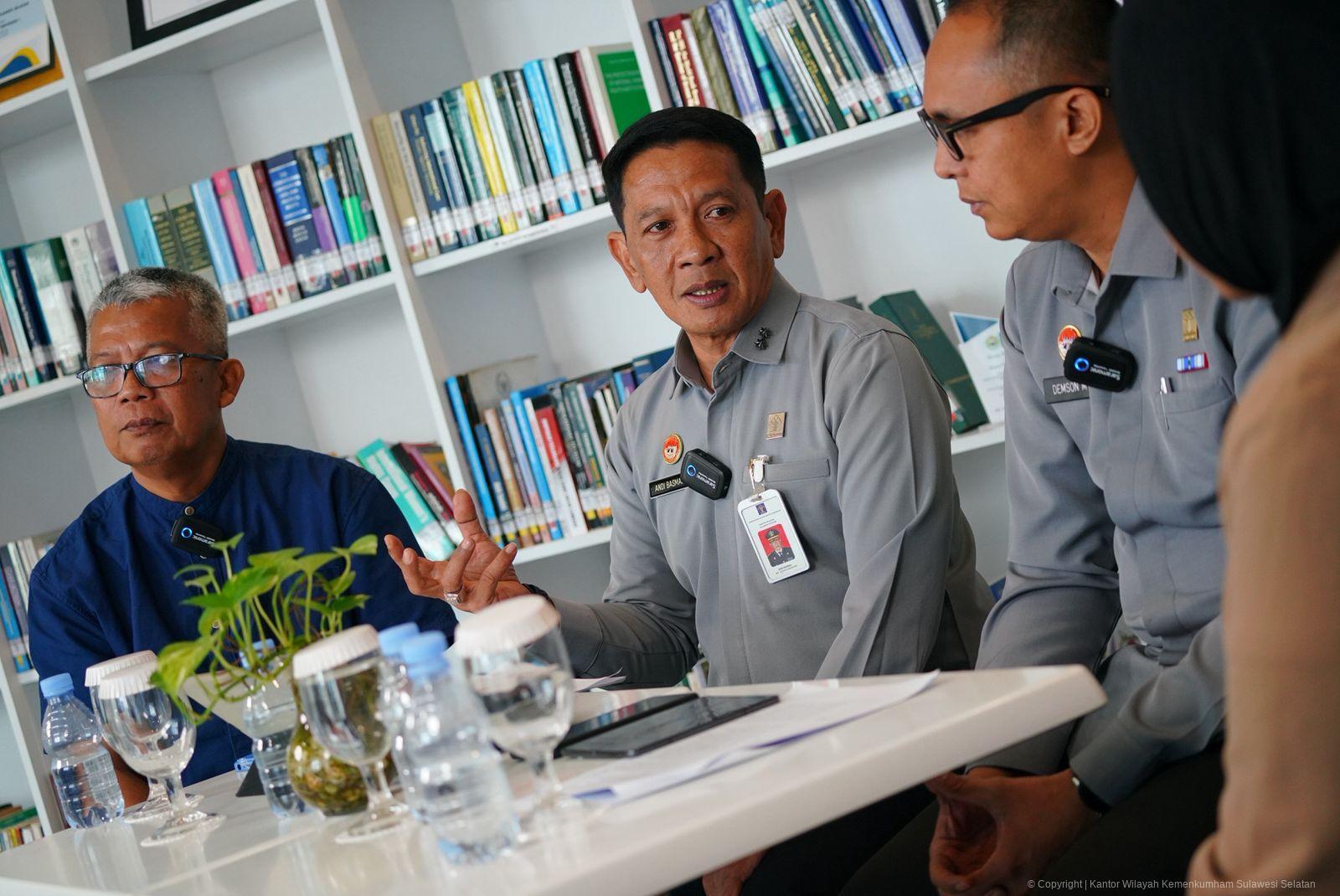 Melalui Merek Kolektif, Kanwil Kemenkum Sulsel Perkuat Daya Saing Produk Koperasi