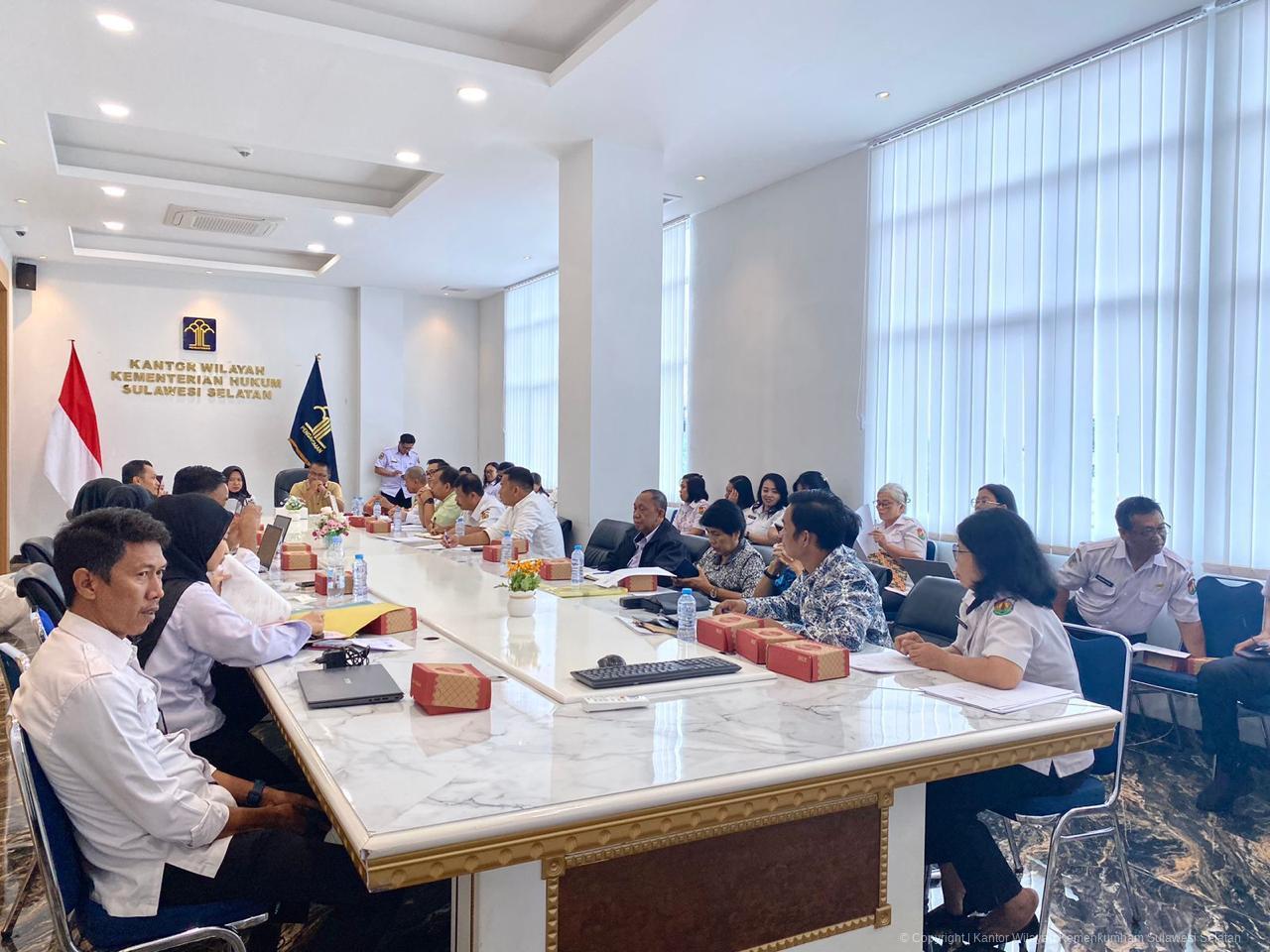 Kanwil Kemenkum Sulsel Fasilitasi Harmonisasi Lima Rancangan Produk Hukum Daerah Toraja Utara