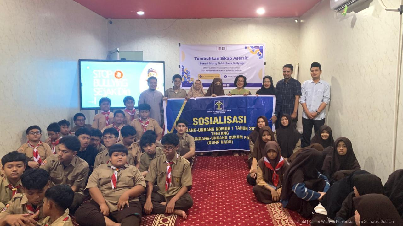 Kemenkum Sulsel Gelar Penyuluhan Anti-Bullying di SMPIT Makassar Islamic School