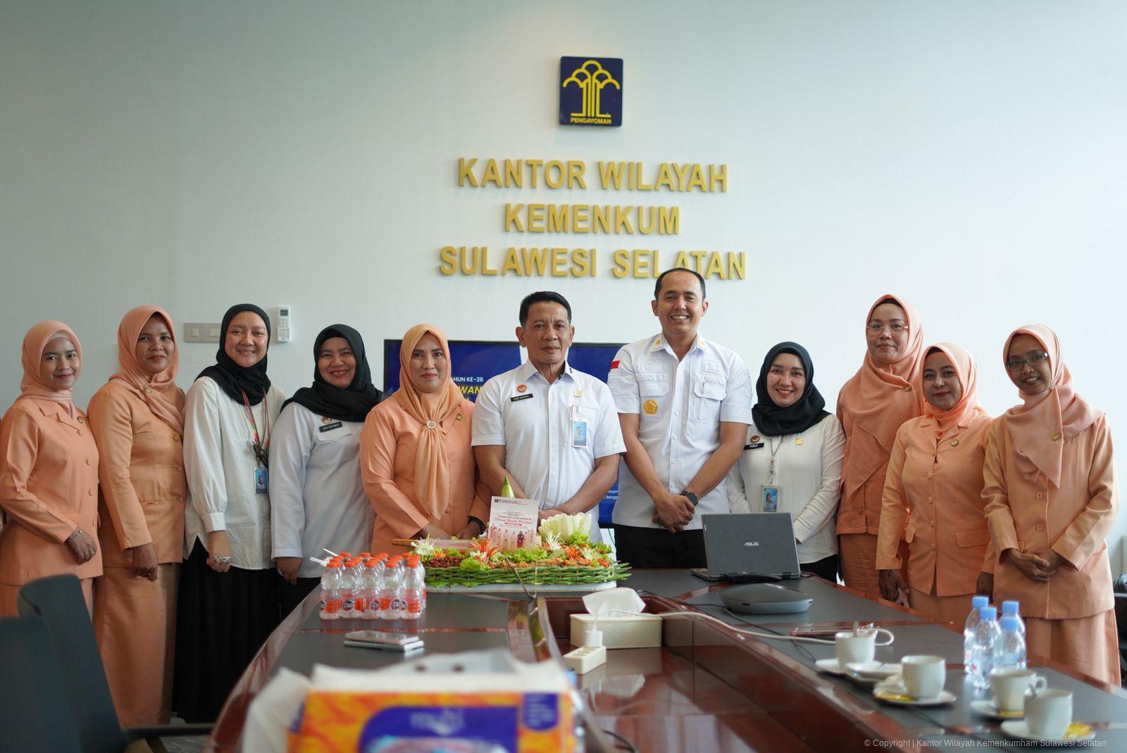 DWP Kanwil Kemenkum Sulsel Ikuti Puncak Peringatan HUT ke-26 Dharma Wanita Persatuan Secara Virtual