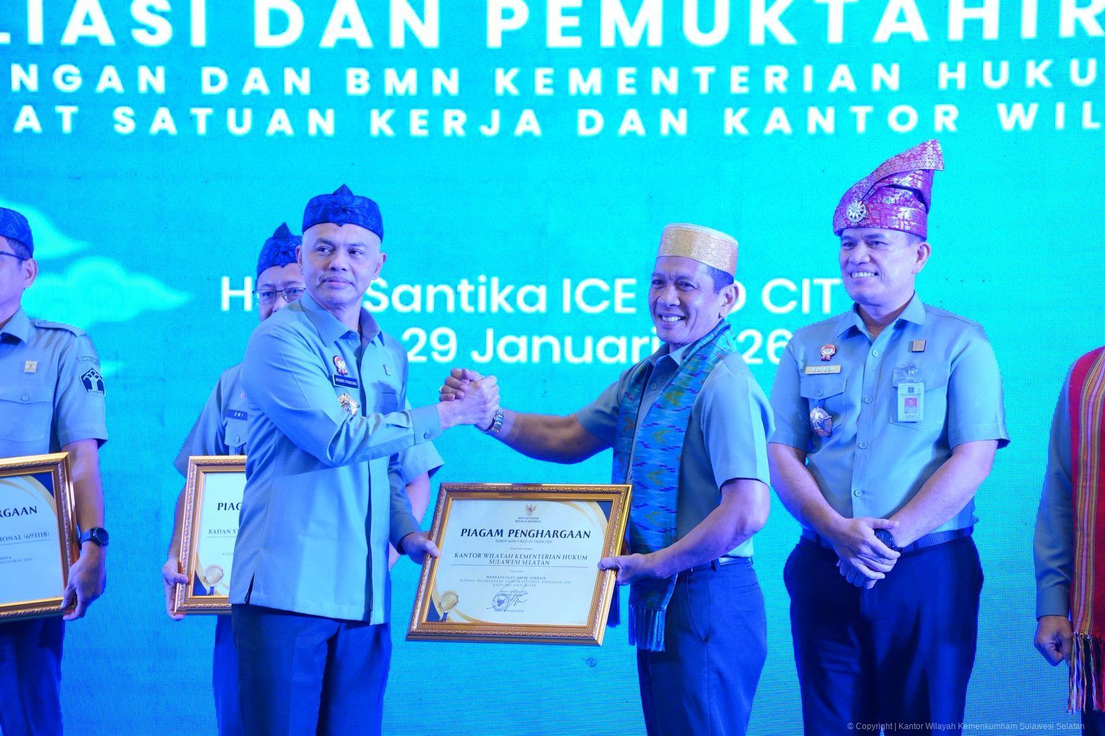 Kinerja Anggaran Unggul, Kanwil Kemenkum Sulsel Catat Nilai Terbaik TA 2025 Kategori Pagu Besar