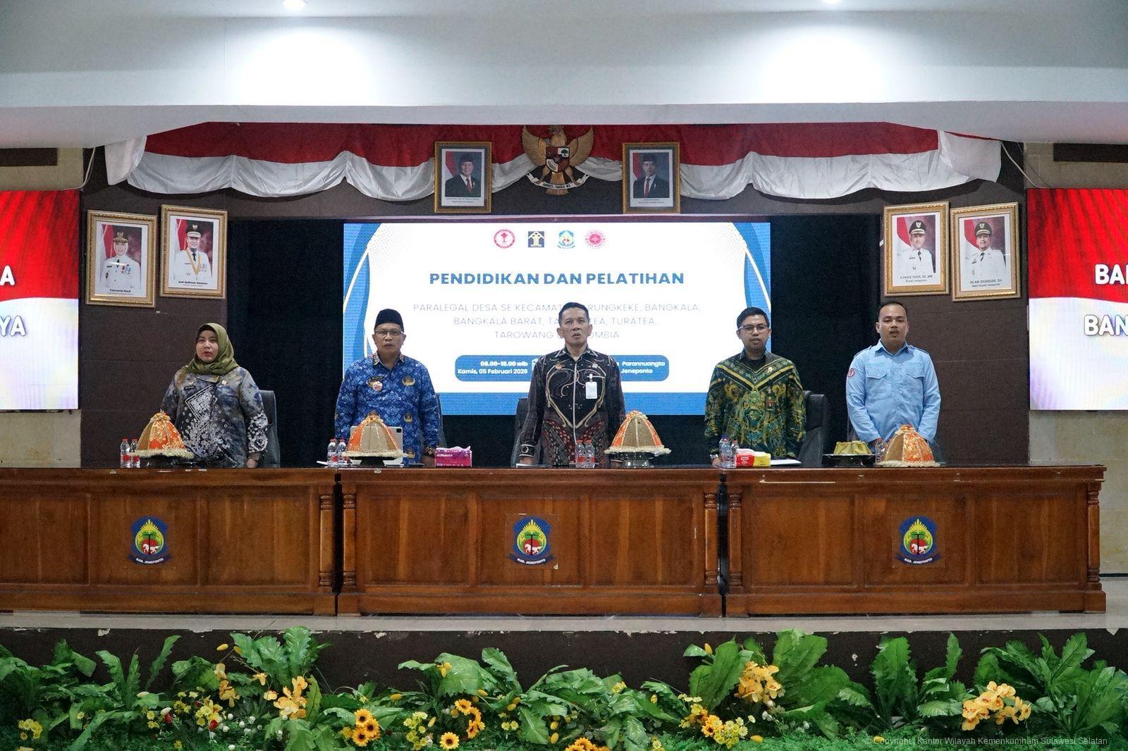 Dorong Akses Keadilan Hingga ke Desa, Kakanwil Kemenkum Sulsel Buka Pelatihan Paralegal di Jeneponto