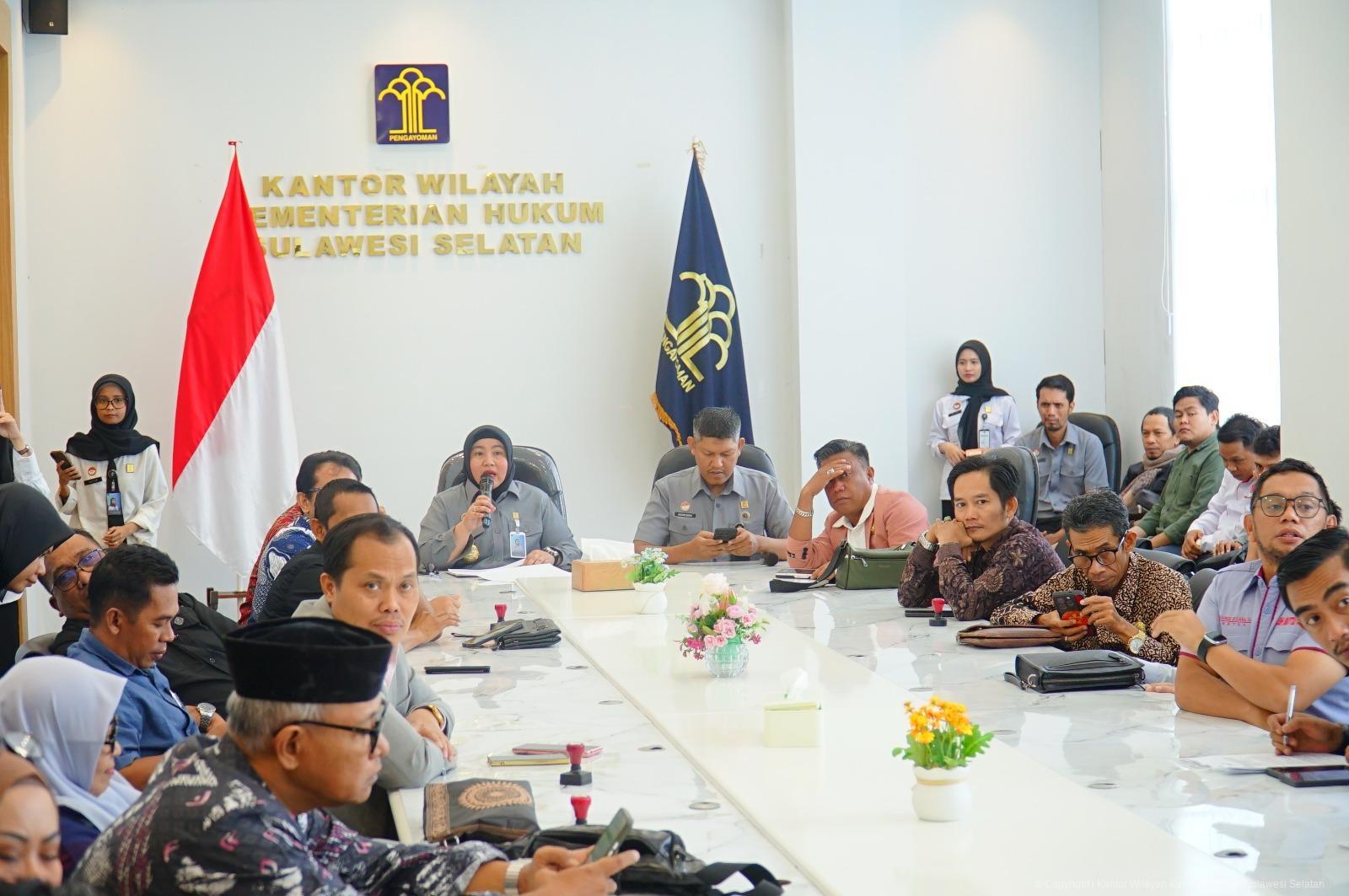 Rapat Koordinasi Organisasi Bantuan Hukum, Momentum Kanwil Kemenkum Sulsel Evaluasi Kinerja Pelaksanaan Bantuan Hukum