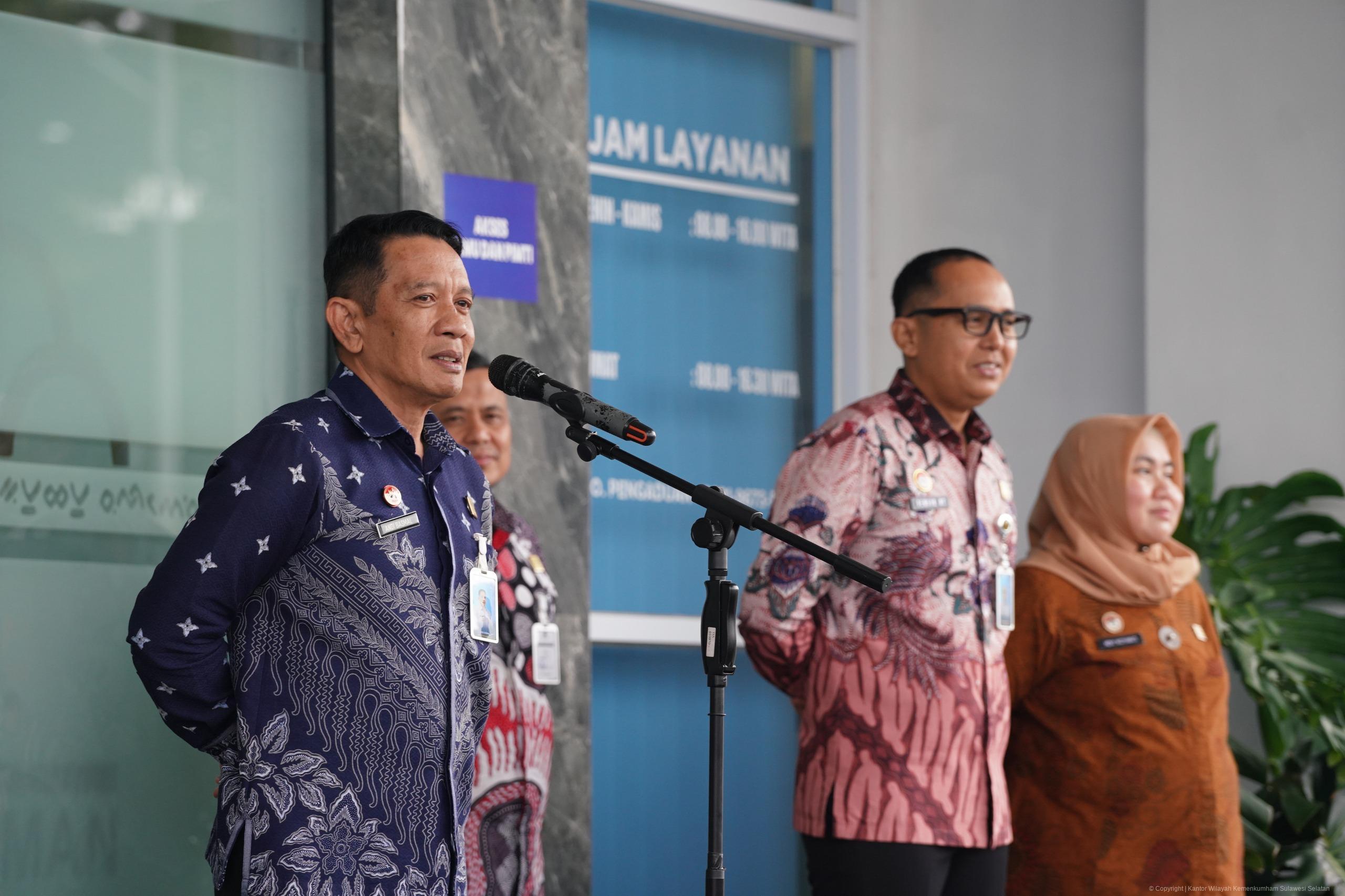 Pimpin Apel Sore, Kakanwil Sampaikan Arahan Jelang Masa Libur Nasional 