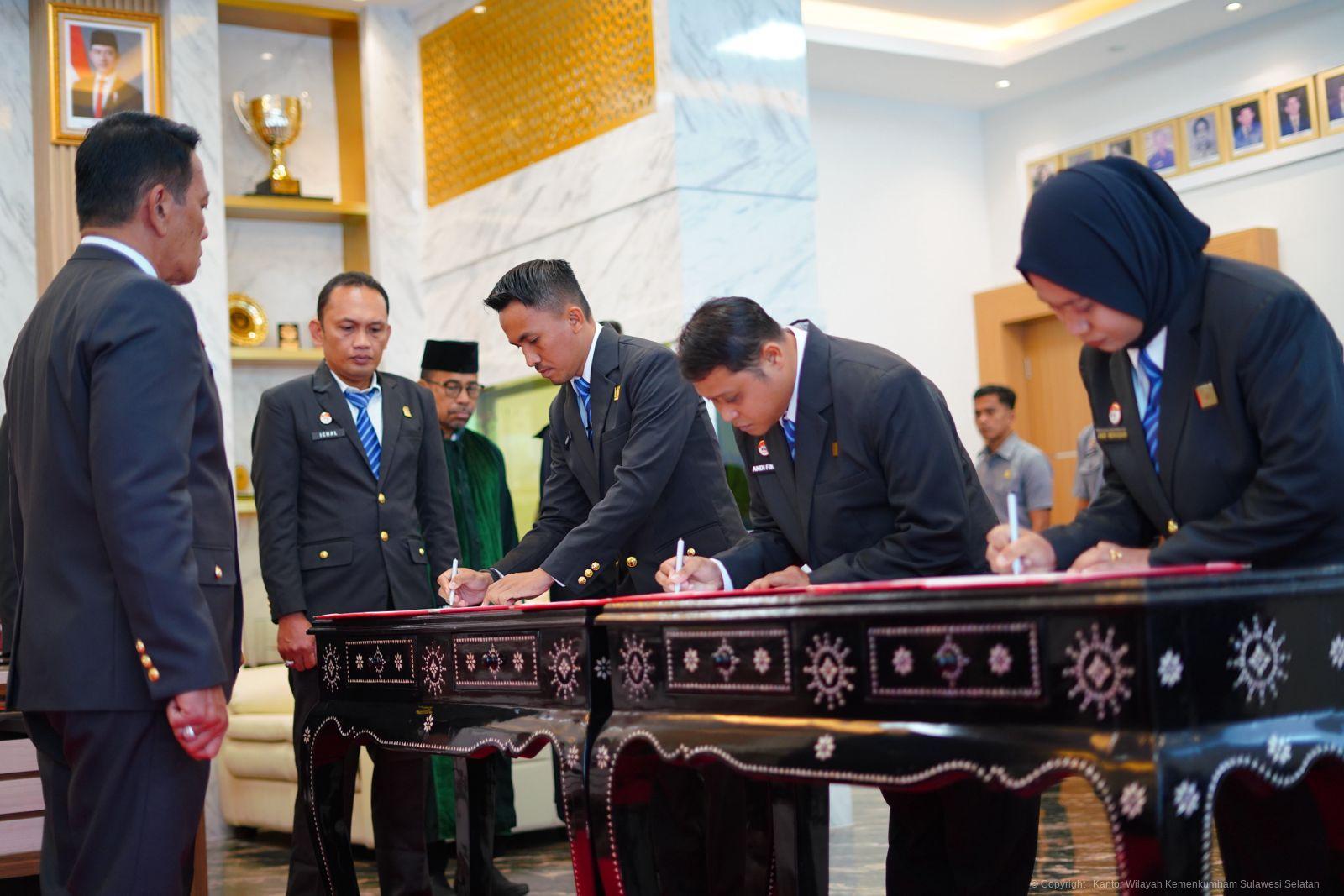 Kakanwil Andi Basmal Lantik Pejabat Non Manajerial, Soroti Peran Strategis Jabatan Fungsional