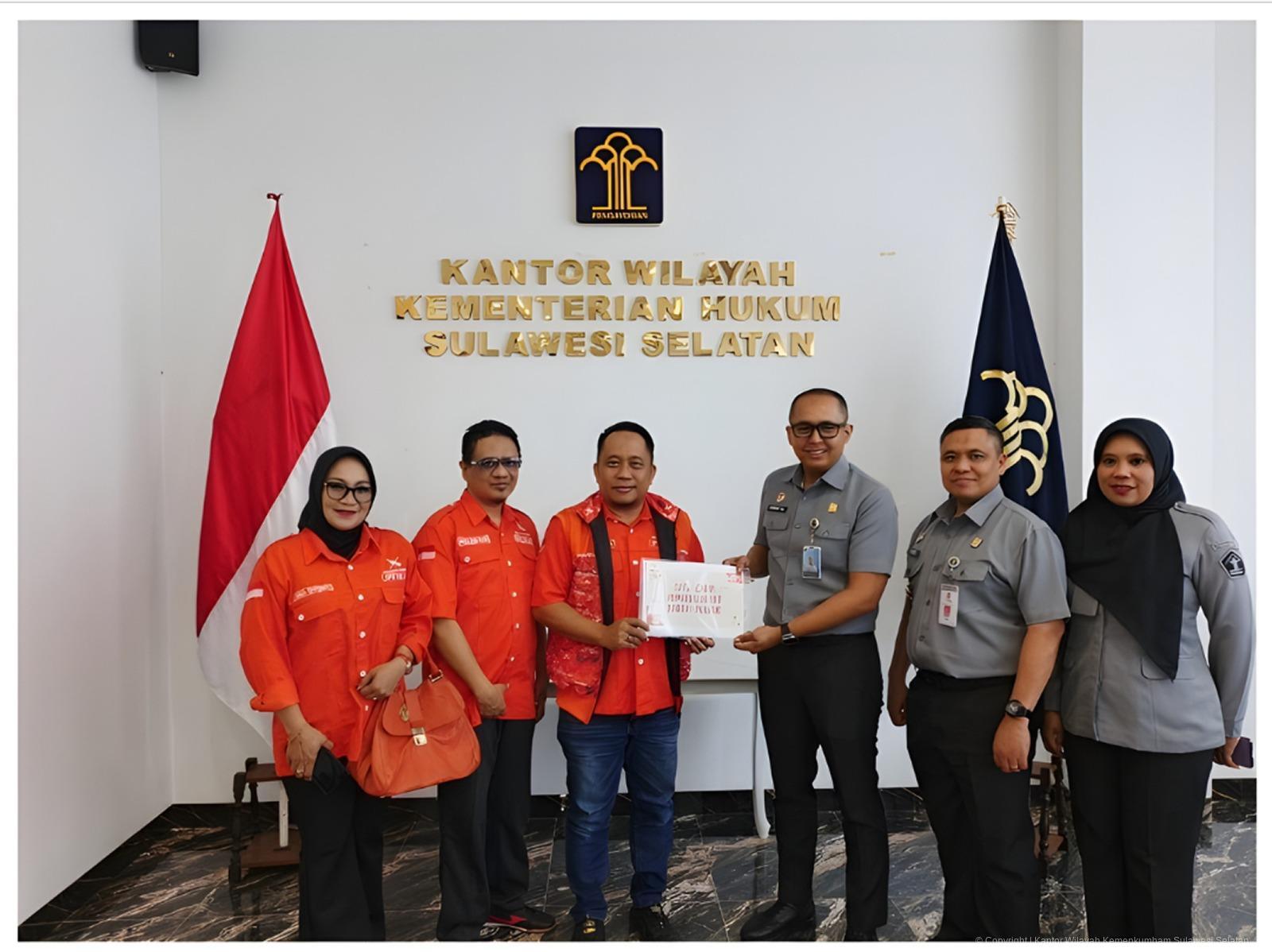 Kemenkum Sulsel Terima Audiensi Partai Gerakan Rakyat, Tegaskan Prosedur SKT Harus Dipenuhi Sesuai Ketentuan