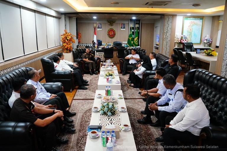 Bertemu Kajati Kakanwil Kemenkum Sulsel Bahas Ini 3