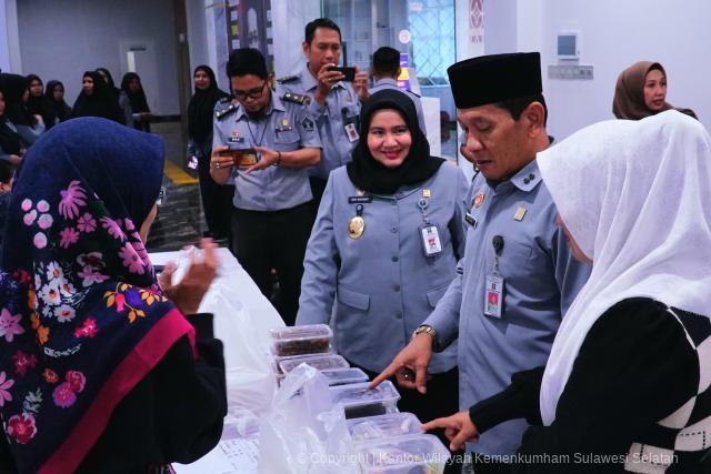 DWP Kanwil Kemenkum Sulsel Gelar Bazar Ramadhan1