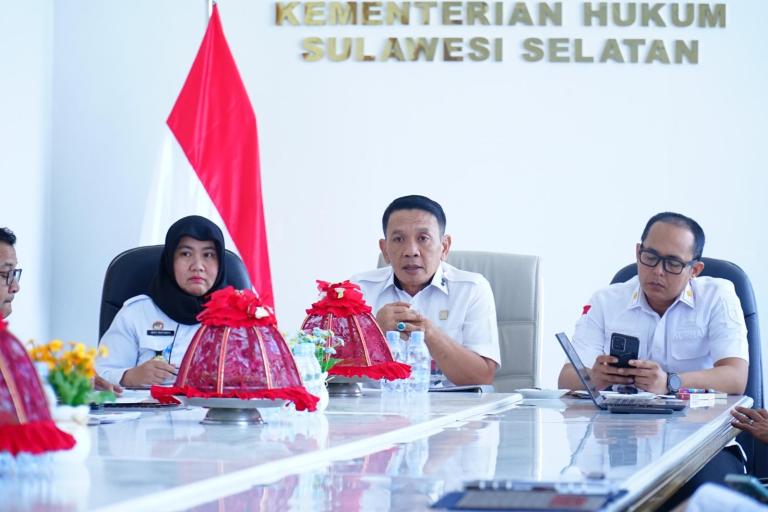 Fokus Raih Target Kakanwil Kemenkum Sulsel Pimpin Rapat Aksi Percepatan Kinerja 2025