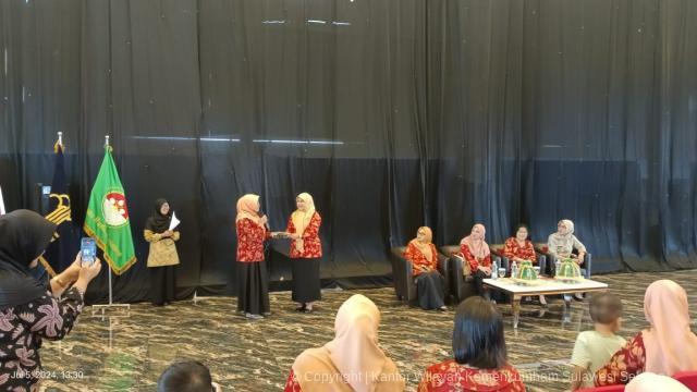 Gelar Arisan Rutin DWP Kanwil Kemenkumham Sulsel Ny Dame Jaga Solidaritas dan Perkuat Hubungan Silahturahmi