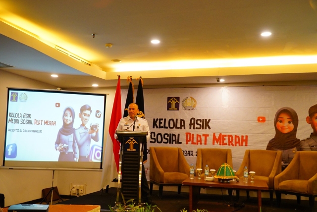Humas se Kanwil Kemenkumham Sulsel Ikuti Workshop Kelola Asik Media Sosial Plat Merah