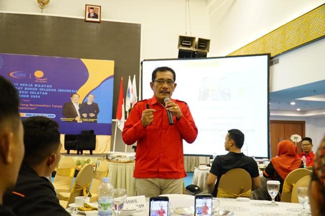 Jadi Pembicara Di Rakerwil KSBSI Sulsel Liberti Sitinjak Ajak Untuk Kembangkan SDM Buruh Indonesia