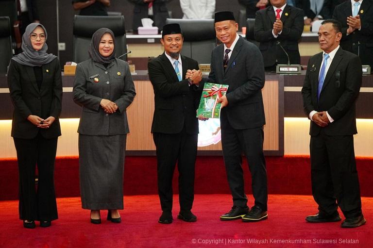 Kabag TUM Kanwil Kemenkum Sulsel Hadiri Sertijab Gubernur dan Wagub Sulsel Periode 2025 2030