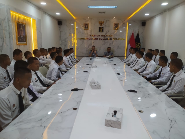 Kabid Pelayanan Tahanan Bekali 57 CPNS Kanwil Kemenkumham Sulsel Tugas dan Fungsi Pemasyarakatan1