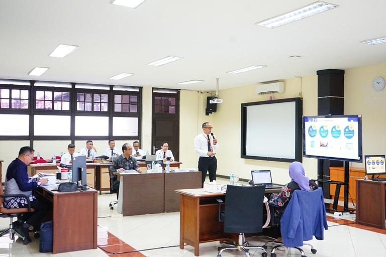 Kadiv Yankum Kanwil Kemenkum Sulsel Jalani Seminar Implementasi Proyek Perubahan Pada Pelatihan Kepemimpinan Nasional Tingkat II