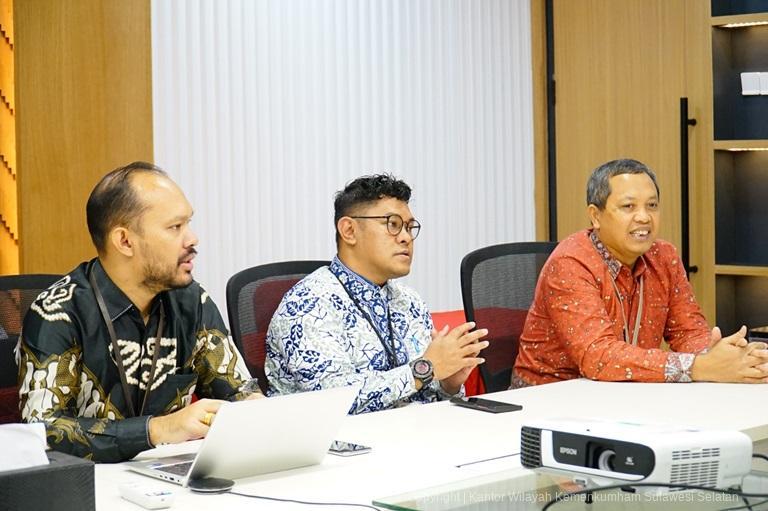 Kadivyankum Kemenkum Sulsel dan OJK Dorong Pendaftaran Jaminan Fidusia Sesuai Wilayah Objek Penjaminan2