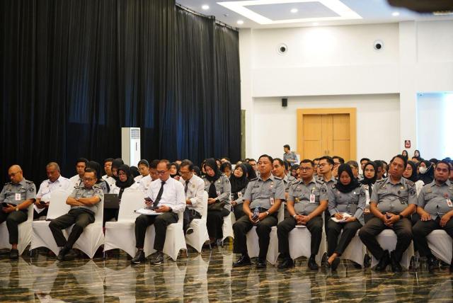 Kakanwil Andi Basmal Ungkap Capaian Positif Kanwil Kemenkum Sulsel di Semester I1