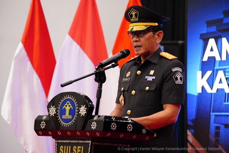 Kakanwil Basmal Lantik 8 Pejabat Non Manajerial Berikan yang Terbaik Untuk Kementerian Hukum