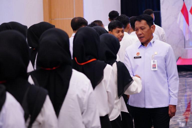 Kakanwil Dorong 18 CPNS Kanwil Kemenkum Sulsel Hadirkan Inovasi