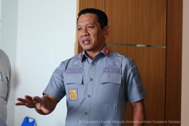 Kakanwil Kemenkum Sulsel Ajak Jajaran Genjot Permohonan Desain Industri