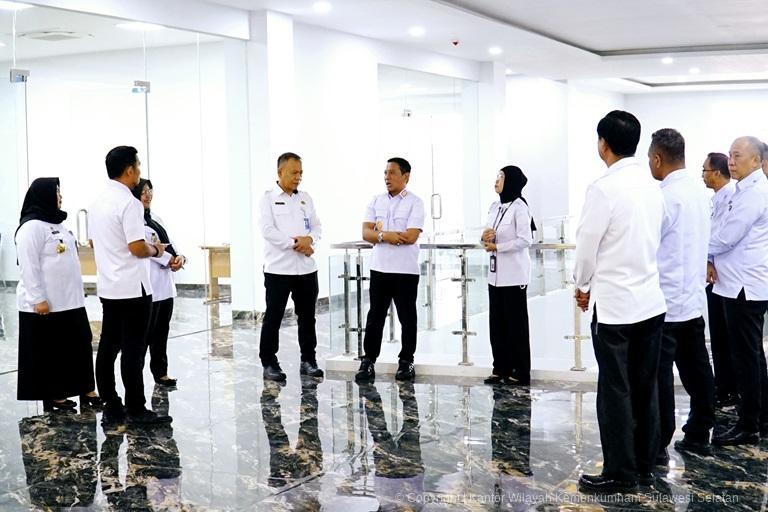 Kakanwil Kemenkum Sulsel Bertemu Kakanwil Ditjen Imigrasi Bahas Peran Bagian Umum1