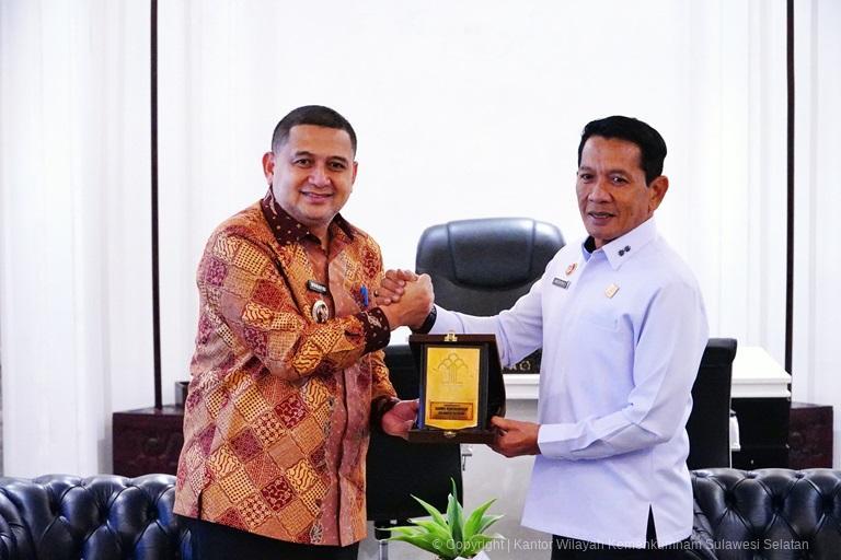 Kakanwil Kemenkum Sulsel Bertemu Walikota Makassar Ini yang Dibahas1