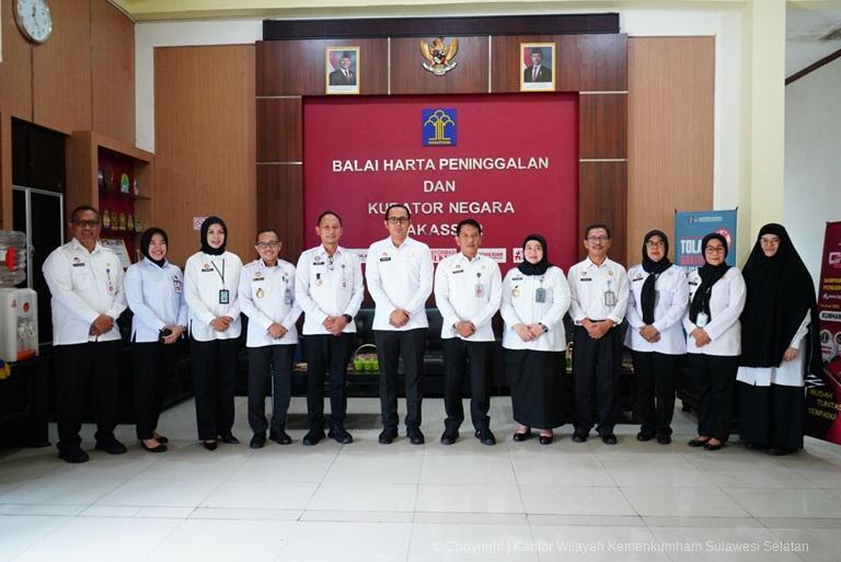 Kakanwil Kemenkum Sulsel Dorong BHP Makassar Konsisten Berikan Layanan Prima1