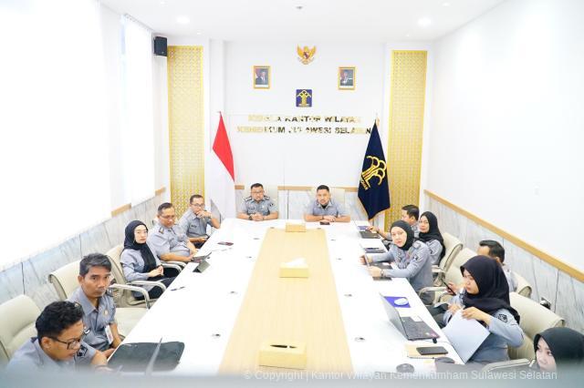 Kakanwil Kemenkum Sulsel Dorong PPID Berikan Informasi Terbaik Bagi Masyarakat
