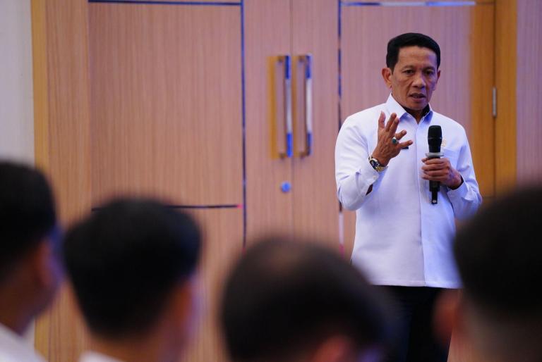 Kakanwil Kemenkum Sulsel Sambut 27 CPNS Baru Cintai Organisasi dan Berikan Layanan Terbaik