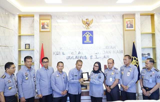 Kakanwil Kemenkumham Sulsel Terima Kunjungan Kanwil Sultra Bahas Peningkatan Kualitas SDM dan Inovasi1
