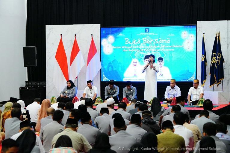 Kanwil Kemenkum Sulsel Buka Puasa Bersama AnaK Anak Santri Tahfidz Alquran3