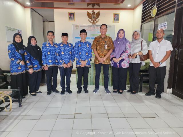 Kanwil Kemenkum Sulsel Dampingi Penyempurnaan Dokumen Indikasi Geografis Tenun Sutera Sengkang1