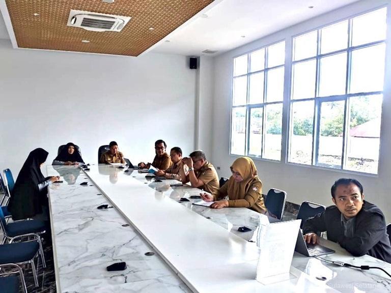 Kanwil Kemenkum Sulsel Harmonisasi Ramperwali Kota Makassar tentang Peraturan Wali Kota tentang Penyelenggaraan Kerukunan Umat Beragama