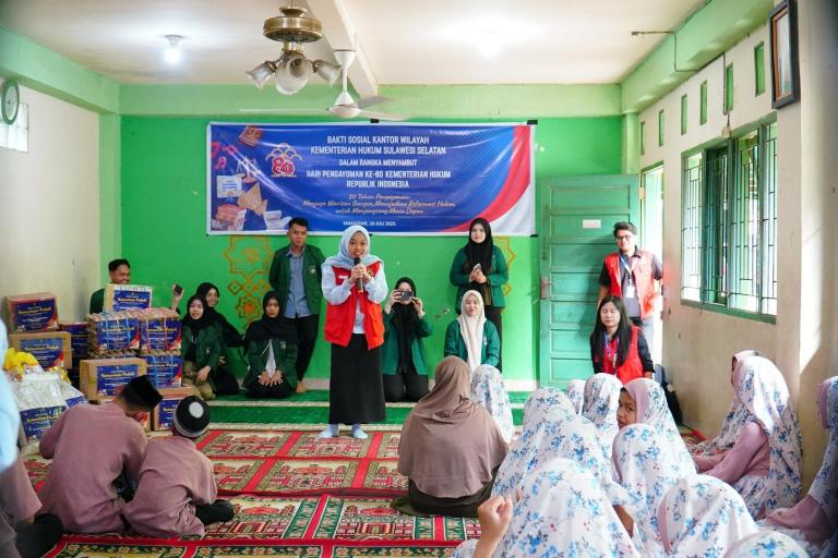 Kanwil Kemenkum Sulsel Kolaborasi Bersama Mahasiswa UMI dan UNHAS Sosialisasikan Anti Bullying di Panti Asuhan