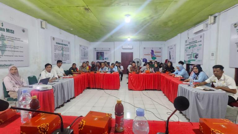 Kanwil Kemenkum Sulsel Masuk Desa Jelaskan Posbankum KUHP