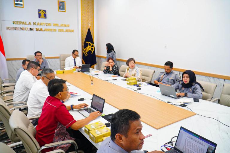 Kanwil Kemenkum Sulsel Susun Buku Panduan Pemeriksaan Notaris1