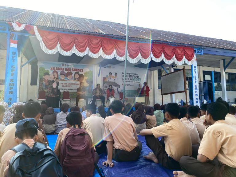 Kanwil Kemenkum Sulsel Tanamkan Kearifan Lokal dan Kesadaran Hukum di SMPN 48 Makassar
