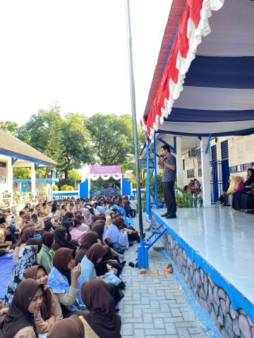 Kanwil Kemenkum Sulsel Tanamkan Kearifan Lokal dan Kesadaran Hukum di SMPN 48 Makassar1