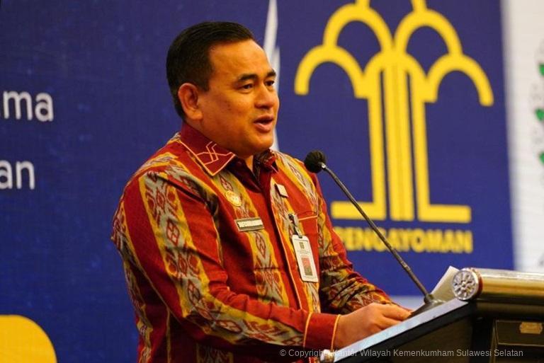 Kanwil Kemenkumham Sulsel Cetak 694 Sertifikat Apostille