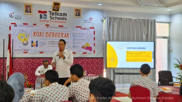 Kanwil Kemenkumham Sulsel Perkenalkan Kekayaan Intelektual Pada SMK Telkom Dan SMKN 10 Makassar