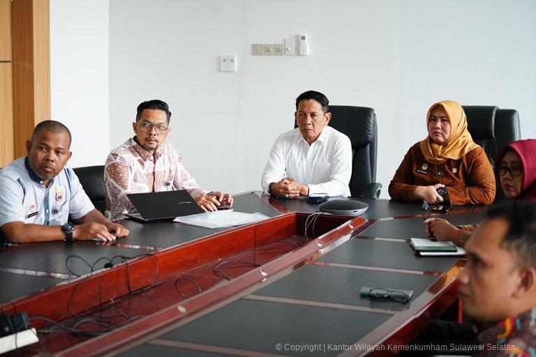 Kawal Pembentukan Peraturan Perundang undangan dan Perda Kanwil Kemenkum Sulsel Pedomani 6 Dimensi Evadata