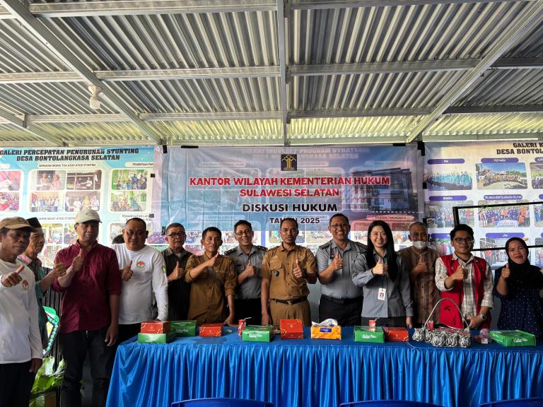 Kemenkum Sulsel Perkuat Peran Strategis Bangun Kesadaran Hukum di Desa Bontolangkasa Selatan