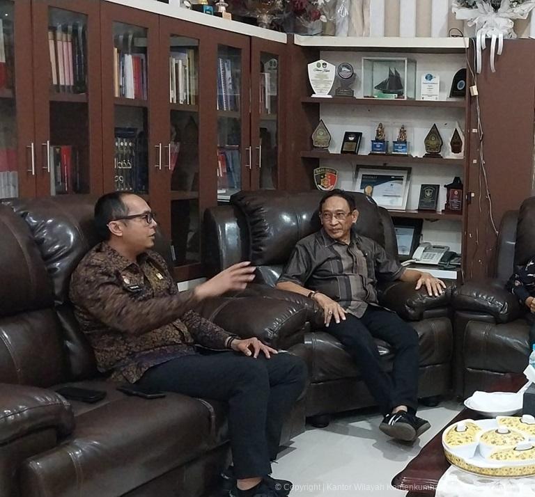 Kunjungi UMI Kepala Divisi Pelayanan Hukum Bahas Kunjungan Menteri Hukum dan Kerjasama KI
