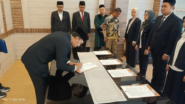Lantik 6 Notaris Pengganti Kanwil Kemenkumham Sulsel Pastikan Tugas dan Fungsi Notaris Berjalan Sesuai Amanah