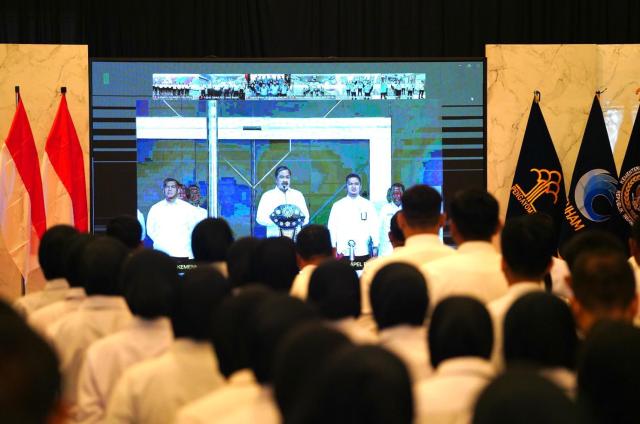 Menimipas Pelayanan Publik Profesional Kunci Kepercayaan Masyarakat2