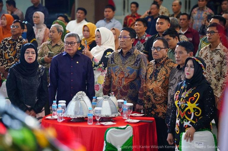 Menkum Supratman Hadiri Milad Ke 53 Fakultas Hukum UMI3