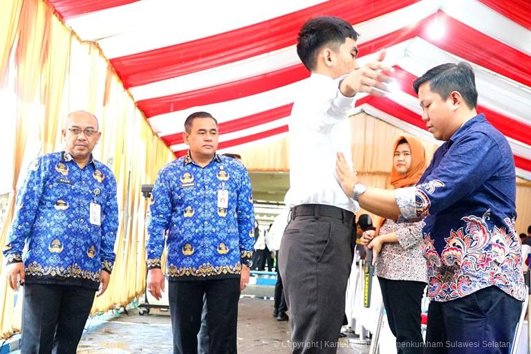 Pantau Pelaksanaan SKB CAT CPNS Kakanwil Kemenkumham Sulsel Semangati Para Peserta2