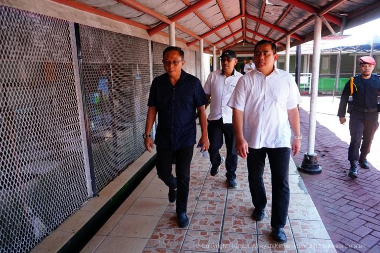 Pastikan Tetap Kondusif Kakanwil Kemenkumham Sulsel Kunjungi Lapas Perempuan dan Lapas Narkotika Sungguminasa