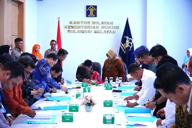 Penandatanganan Adendum Kontrak OBH Kakanwil Andi Basmal Tegaskan Prinsip Akuntabilitas dan Transparansi1