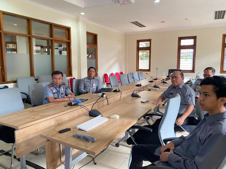 Perkuat Peran Hukum di Desa Kanwil Kemenkum Sulsel Ikuti Peresmian Posbakum dan Pelatihan Paralegal